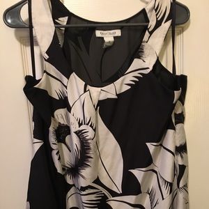 WH-BM sleeveless sheer top